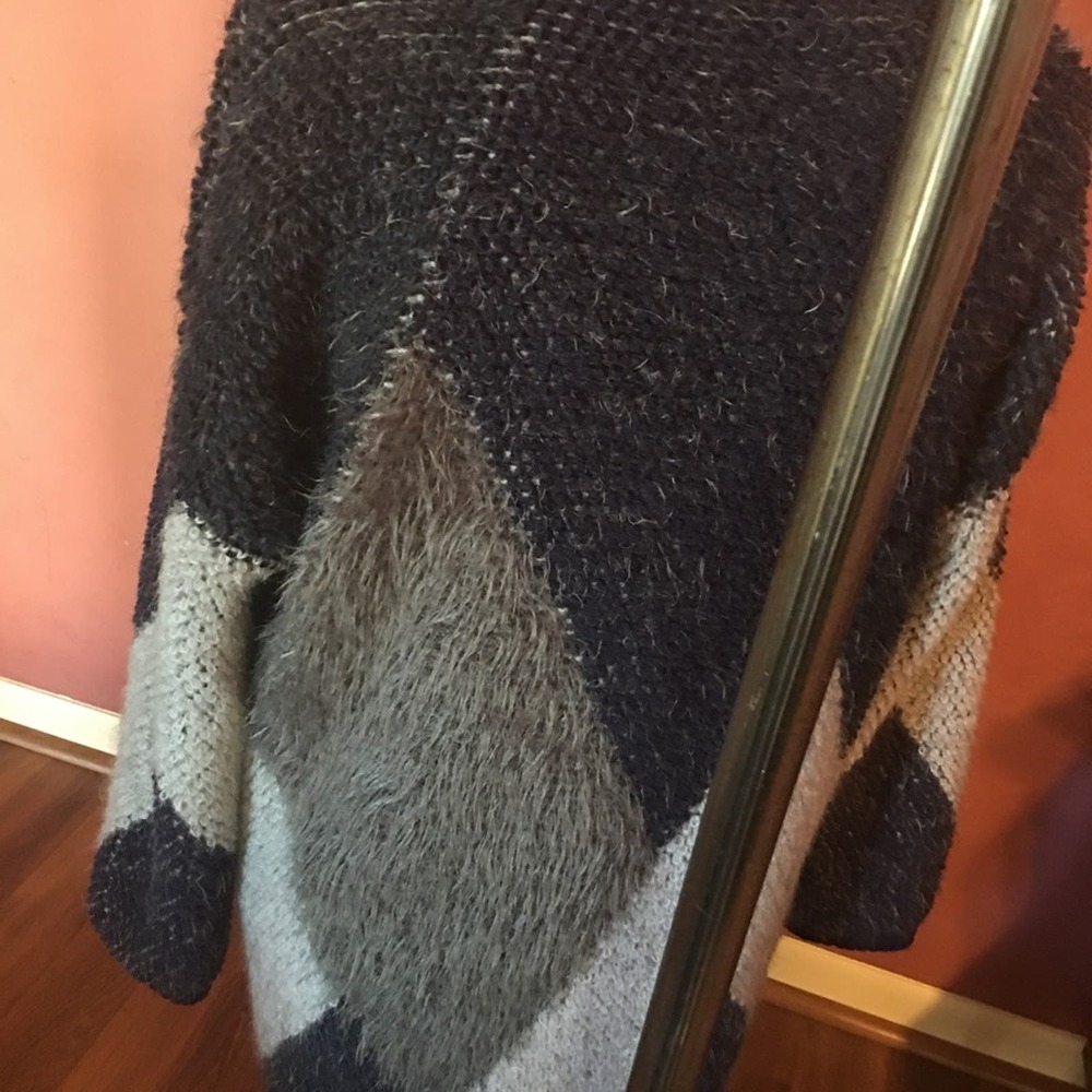 Weekend Max Mara oversized Sweater Long Sleeved Color Block Med-Lg - Picture 5 of 8